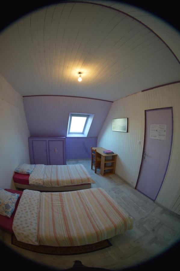Chambre Au Calme Et Simple, Cuisine A Dispo Saint-Pol-de-Léon Buitenkant foto